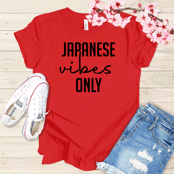 Japanese vibes only T-shirt